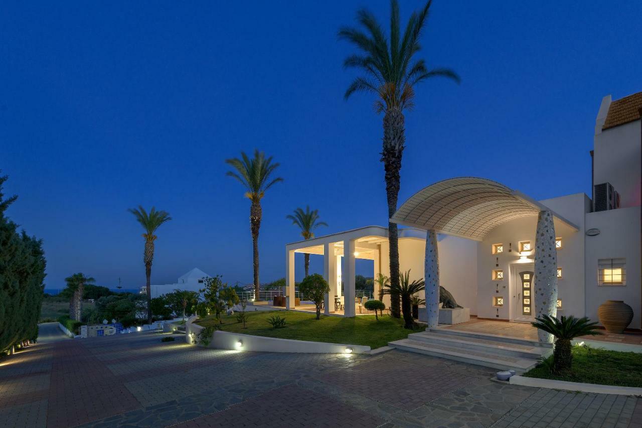 אסגורו Grande Dame Villa Of Rhodes מראה חיצוני תמונה